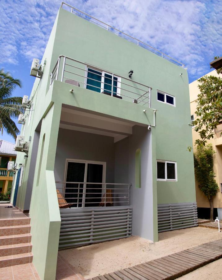 Meme'S Place Placencia 外观 照片