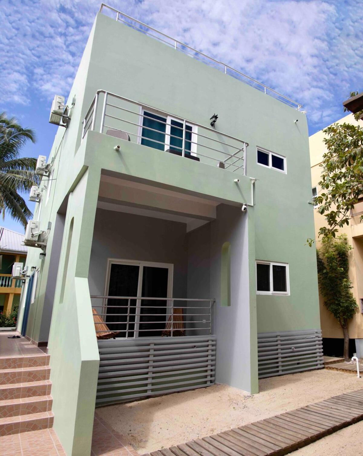 Meme'S Place Placencia 外观 照片